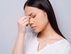 Mengenal Gejala Sakit Kepala karena Dehidrasi dan Cara Pencegahannya