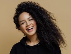 Tips untuk Rambut Ikal yang Sehat dan Alami