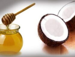 Simak Khasiat Air Kelapa Campur Madu yang Baik untuk Wanita Disini!