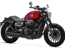 Kapal Penjelajah Bertenaga Keeway V302C V-Twin Resmi Diluncurkan, Cek Spesifikasi dan Harganya