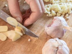 Tips Hilangkan Bau Bawang Ditangan