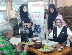 Peringati Hari Jamu 2024, Bupati Sukoharjo Praktik Racik Jamu Sendiri