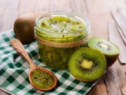 4 Manfaat Makan Kiwi