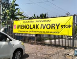 Warga Desa Langenharjo Sukoharjo Protes Suara Bising Hiburan Malam, Pasang Spanduk Penolakan