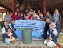 Mahasiswa KKN Undip Kenalkan Metode Budikdamber pada Warga Desa