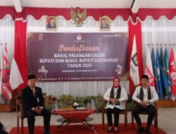 Mendaftar di KPU Sukoharjo, Pasangan Etik-Sapto Targetkan Raih 80% Suara