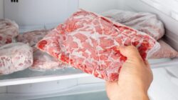 Menyimpan Daging Mentah di Freezer dengan Benar