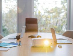 Philips Memperkenalkan Proyektor ProPix, Kecerahan Tinggi dan Pengoperasian yang Senyap untuk Bisnis dan Sekolah