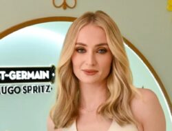 Sophie Turner Akan Memainkan Lara Croft dalam Serial Amazon ‘Tomb Raider’