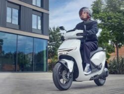 Skuter Listrik Honda CUV e Diluncurkan Global, Cek Spesifikasi dan Harganya