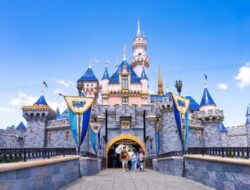 Kupas Tuntas Rahasia Disneyland yang Mungkin Belum Anda Ketahui