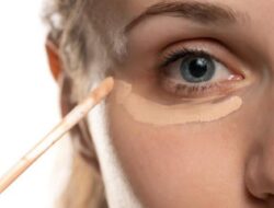 Cara Menggunakan Concealer Bagi Pemula, Simak Penjelasannya di Sini