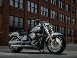 Harley-Davidson New Fat Boy “Gray Ghost 2025” Diluncurkan, Cek Harganya