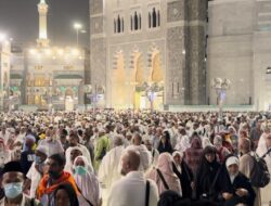 Kondisi Masjidil Haram Sangat Padat, Jemaah Diimbau Tetap di Hotel pada 12–13 Zulhijjah