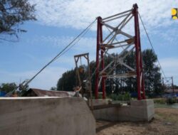 Penampakan Jembatan Gantung Gp Lamseupeung–Gp Lambhuk di Banda Aceh, Progres Capai 90,76%