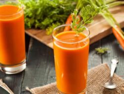 6 Manfaat Mengejutkan dari Minum Jus Wortel dan Jahe Setiap Hari