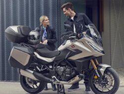 Honda NT1100 2025 Resmi Meluncur, Cek Spesifikasi dan Harganya