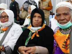 Kisah Jemaah Haji yang Mengalami Patah Tangan, Mengenang Kebaikan Petugas Saat Berhaji