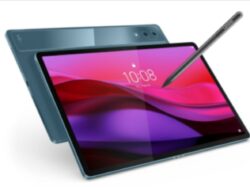 Lebih Dekat dengan Lenovo Yoga Tab Plus yang Hadir dengan layar 12,7 Inci 144Hz, Baterai 10.200mAh, dan Pembaruan hingga Android 17