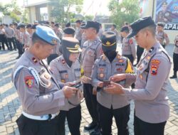 Giliran Ponsel Anggota Polres Sukoharjo Dirazia Terkait Aplikasi Judi Online