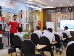 Melalui Fiber Academy, Telkom Akses Perkenalkan Program Kelas Industri Digital untuk Guru dan Siswa