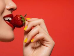 Bisakah Penderita Diabetes Menikmati Stroberi? Ini Penjelasannya