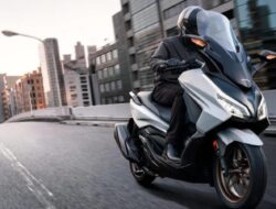 Memperkenalkan Honda NSS250 Terbaru, Skutik Gede Premium, Cek Fitur dan Harganya