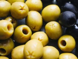 Tinggi Nutrisi, Rendah Kalori: Ketahui Manfaat Kesehatan Buah Zaitun