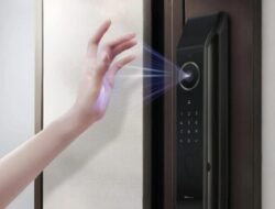 Huawei Meluncurkan Smart Door Lock 2 Edisi Yuexiang dengan Pengenalan Urat Telapak Tangan dan Lubang Intip HD 161°