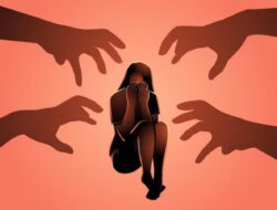 Lakukan Pelecehan Seksual dan Sebar Foto Pacar Tanpa Busana, Warga Geruduk Rumah Terduga Pelaku di Kartasura Sukoharjo