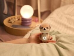 Sharp Ungkap Pendamping AI Poketomo yang Dapat Mengobrol dan Belajar