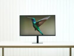 Monitor Samsung ViewFinity S8 37 Inci dengan UHD, USB-C 90W, dan KVM Switch Diluncurkan