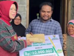 Bupati Sukoharjo Bersama Baznas Kembali Blusukan Kampung-kampung Serahkan Bantuan Rehab RTLH