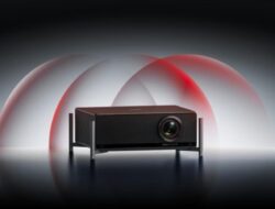 Xgimi Meluncurkan Proyektor Titan 4K dengan 5000 ISO Lumen dan Mesin Laser Ganda