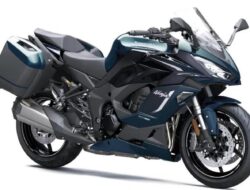 Kawasaki Menambah Gaya pada Ninja 1100SX dengan Dua Warna Baru