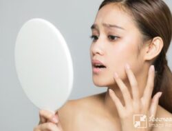 Khawatir Keriput? Hilangkan dengan Masker Wajah Blackberry dan Yogurt Ini