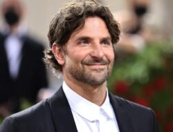 Bradley Cooper akan Membintangi Prekuel ‘Ocean’s Eleven’ Bersama Margot Robbie
