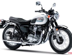 Memperkenalkan Kawasaki W800 2026 Terbaru, Motor Klasik Premium yang Besar!