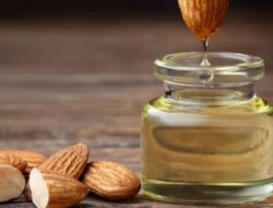 Minyak Almond: Berikut Cara Menggunakan Penghapus Riasan Alami Ini