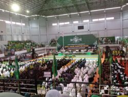 Apel Akbar Hari Santri 2025, Ribuan Warga NU Padati GOR Bung Karno Sukoharjo