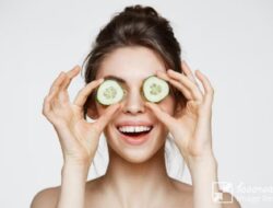 Coba 7 Cara Alami Ini untuk Menghilangkan Lingkaran Hitam yang Mengganggu