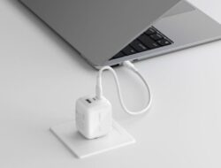 Belkin Meluncurkan BoostCharge Pro: Charger GaN 3-Port 70W yang Mungil