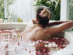 Ini adalah Salah Satu Bahan yang Harus Dikurangi dari Diet Anda dan Tambahkan ke Dalam Bak Mandi