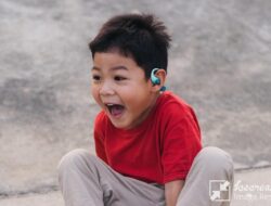 JBL Meluncurkan Junior Free: Earbud Nirkabel Open-Ear yang Dirancang untuk Anak-anak