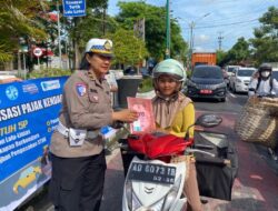 Sasar Pengguna Jalan, Satlantas Polres Sukoharjo Sosialisasi Pajak Kendaraan