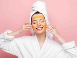 5 Masker Wajah Buah Musim Panas Buatan Sendiri untuk Kulit Kusam Bercahaya
