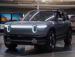 Ucapkan Selamat Tinggal pada Mengemudi: CEO Rivian Mengatakan Mobil akan Segera Menjalankan Tugas Tanpa Anda