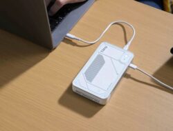 Tiiny AI Luncurkan PC Mini Seukuran Saku yang Menjalankan 120 Miliar LLM Secara Lokal