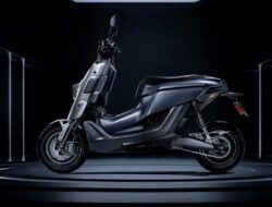 Memperkenalkan Yamaha EMF, Skuter Listrik Baru dengan Desain Agresif dan Futuristik