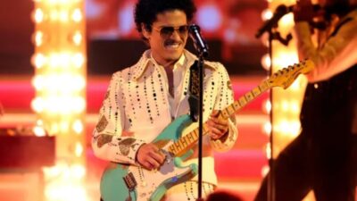 Bruno Mars Umumkan Album Baru ‘The Romantic,’ Album Pertamanya dalam Hampir Satu Dekade